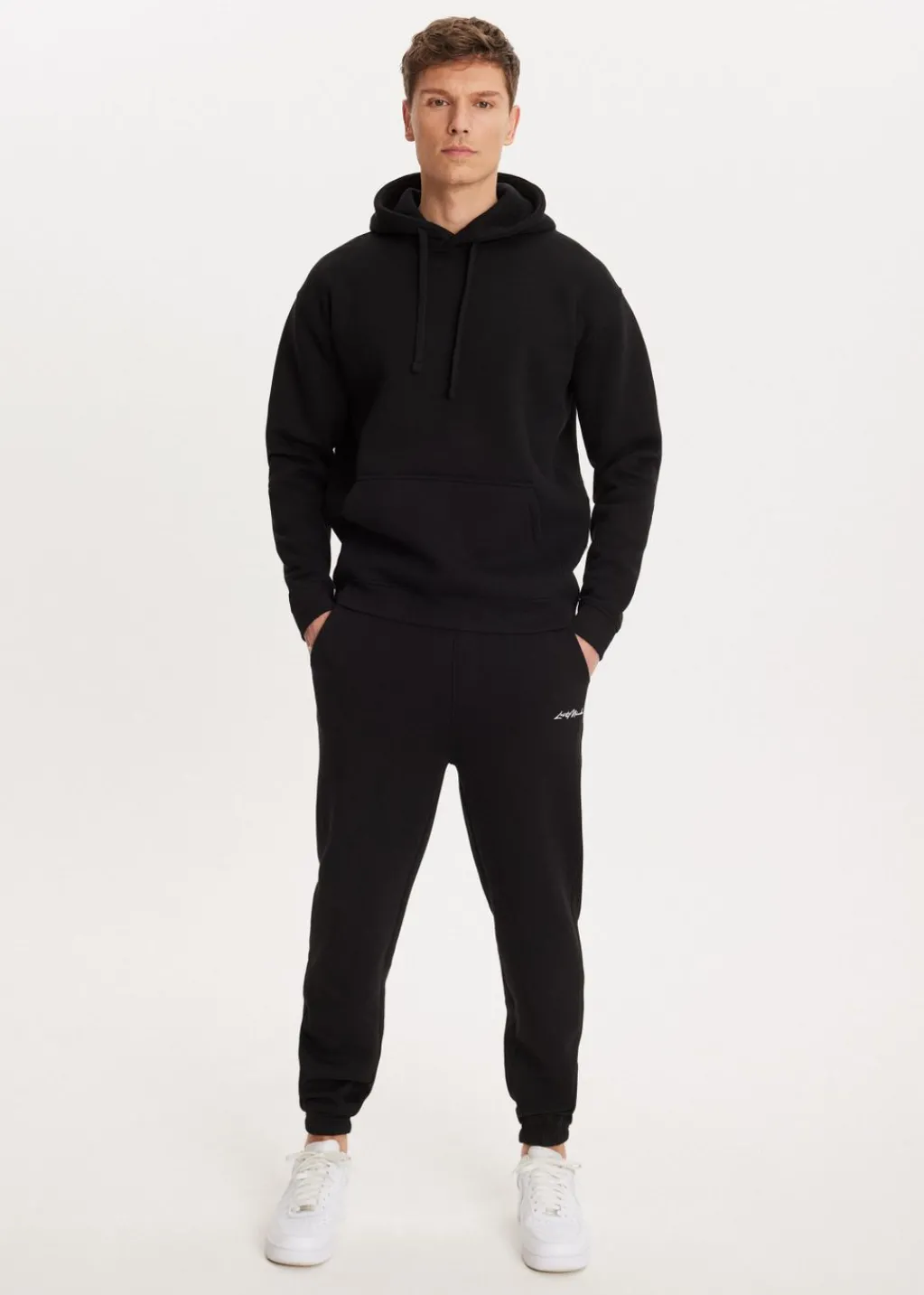 Basics|Broeken<The Sting Brushed cuffed sweatpants zwart