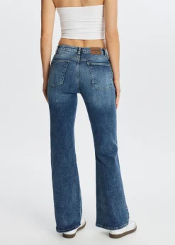 Jeans<The Sting Flared jeans met pintuck blauw, used middle