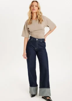 T-Shirts<The Sting Getailleerd t-shirt met plooien taupe