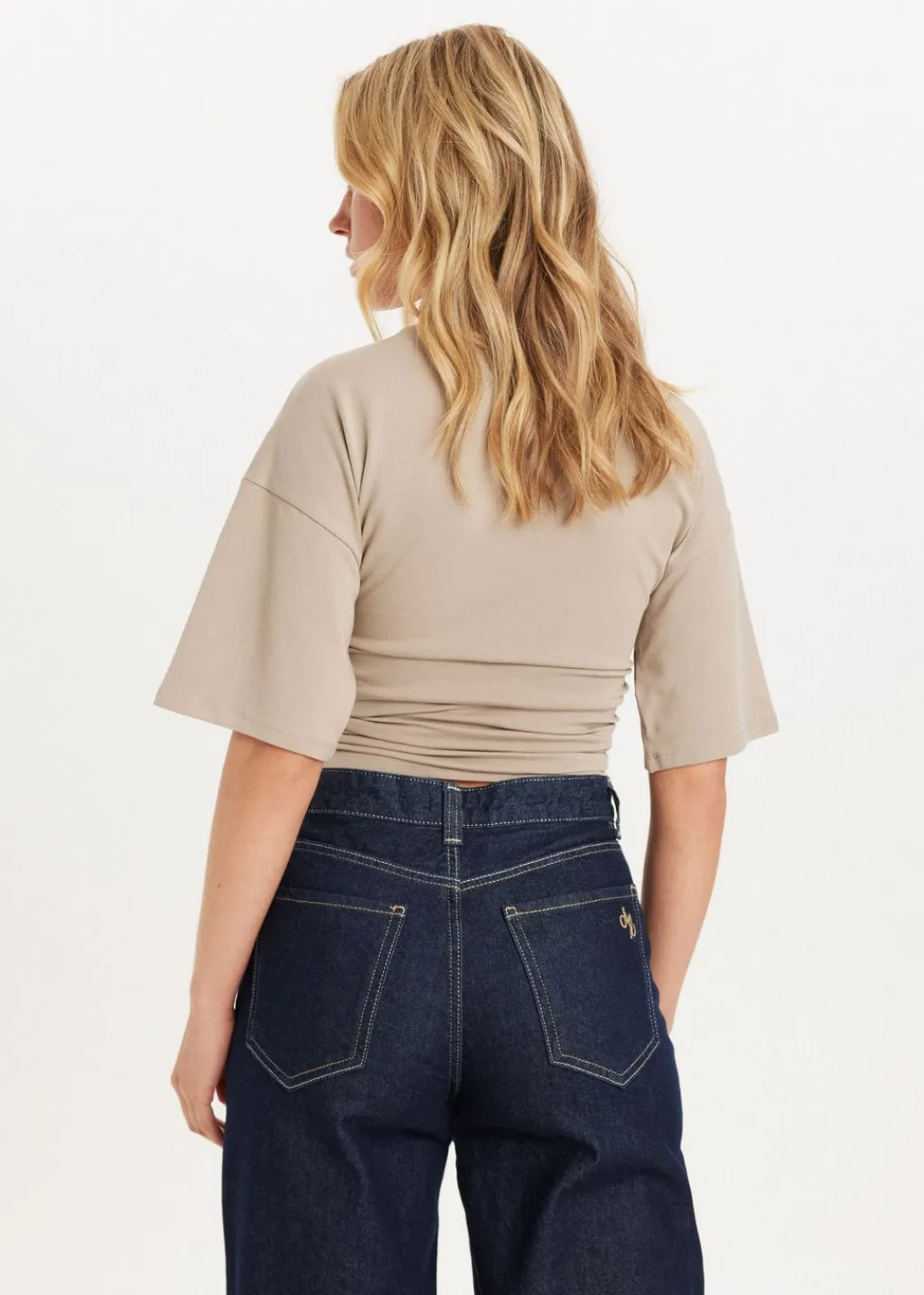 T-Shirts<The Sting Getailleerd t-shirt met plooien taupe