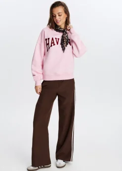 Sweaters En Hoodies<The Sting Havana velvet sweater lichtroze
