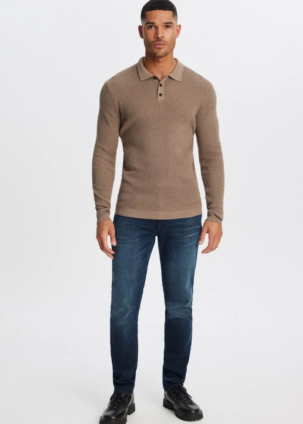 Polo's|Truien En Vesten<The Sting Polo met wafelstructuur bruin gemêleerd