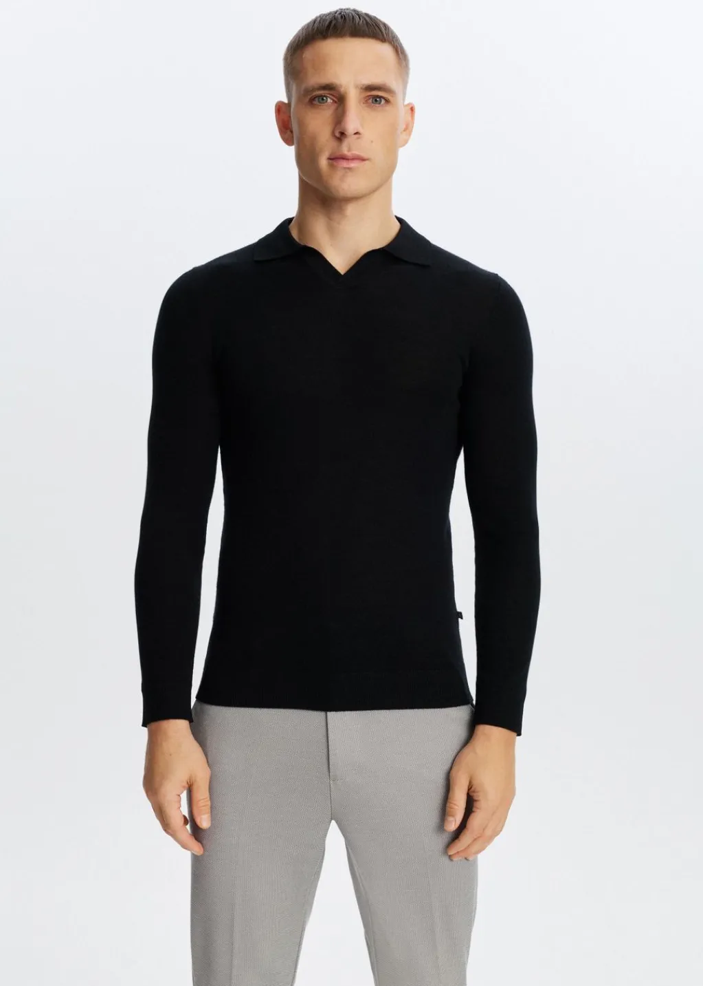 Polo's|Truien En Vesten<The Sting Polo van merinowol zwart