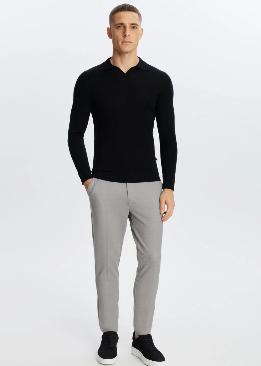 Polo's|Truien En Vesten<The Sting Polo van merinowol zwart