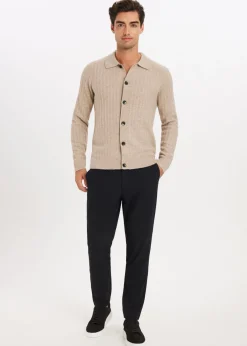 Truien En Vesten<The Sting Vest met structuurdetails zand gem&ecirc;leerd