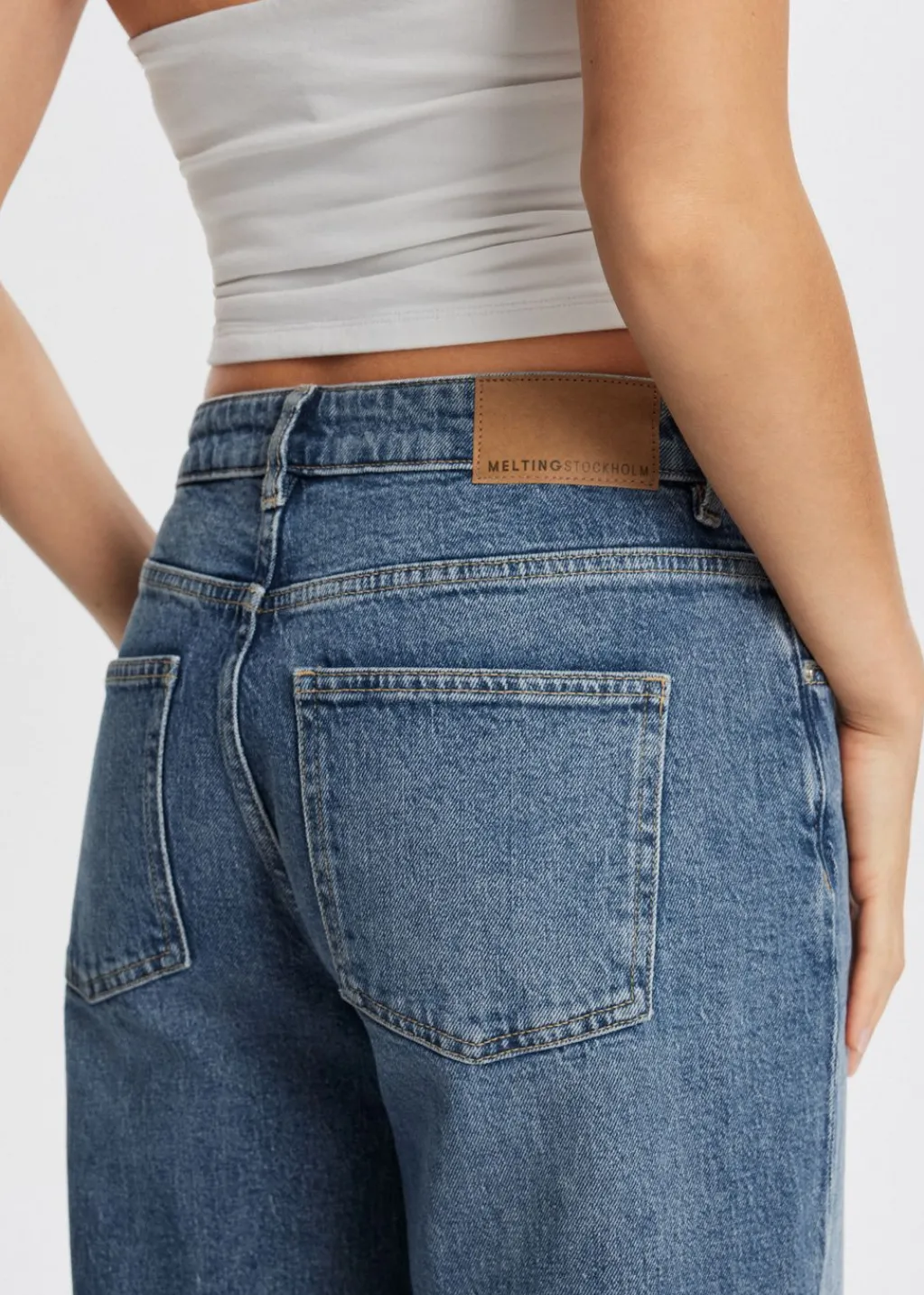 Jeans<The Sting Wide leg jeans middle old washed